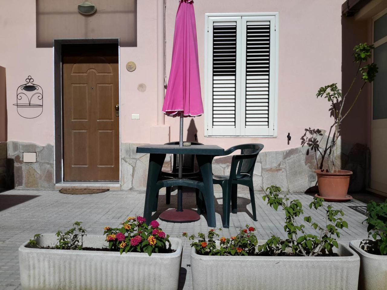 Butterfly Accommodation Alghero Luaran gambar