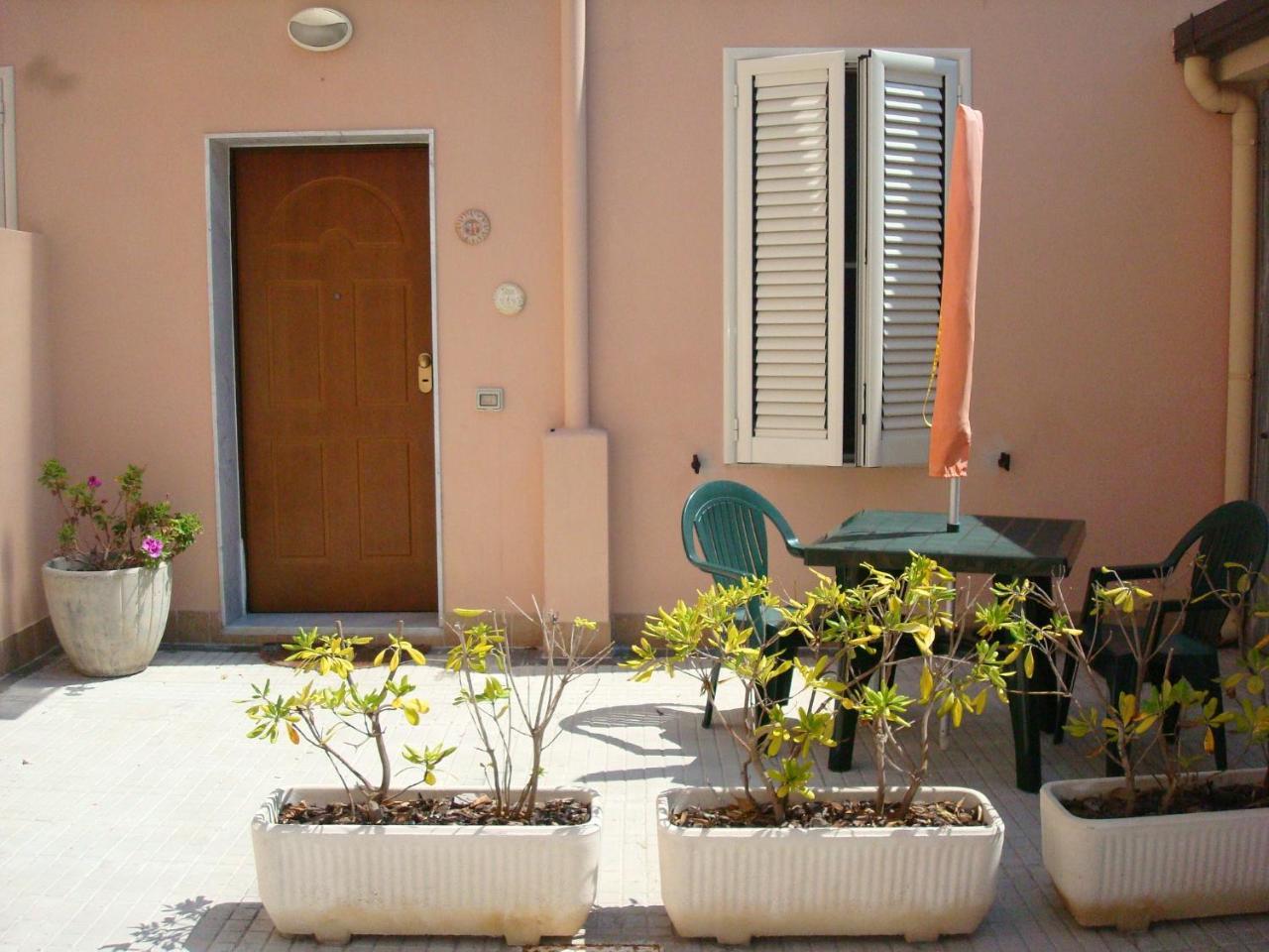 Butterfly Accommodation Alghero Luaran gambar